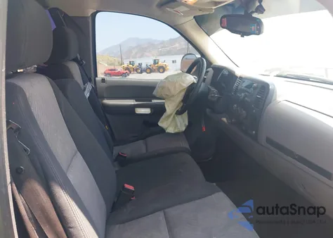 2007 Chevrolet Silverado 1500 Work Truck z USA, uszkodzony, nr VIN 1GCEC19C07Z548618